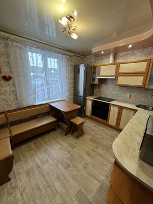 Продам трехкомнатную (3-комн.) квартиру, Восточная ул, 22, Киров г
