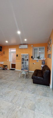 Продам торговое помещение 57 м2, Совхозная ул, 4кД, Симферополь г