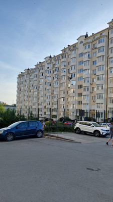 Продам торговое помещение 57 м2, Совхозная ул, 4кД, Симферополь г