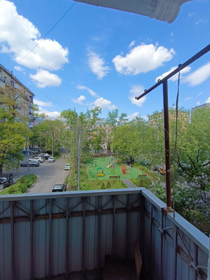 Продам двухкомнатную (2-комн.) квартиру, Новозаводская ул, 2к2, Москва г