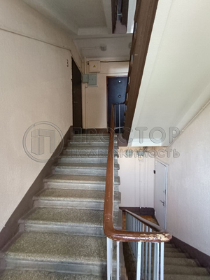 Продам двухкомнатную (2-комн.) квартиру, Новозаводская ул, 2к2, Москва г