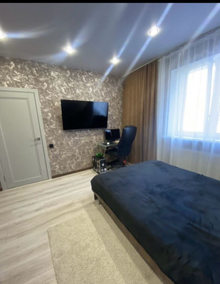 Продам трехкомнатную (3-комн.) квартиру, Четаева ул, 14ак2, Казань г