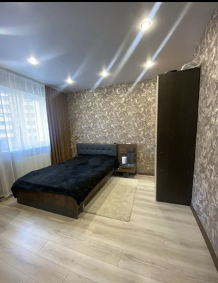 Продам трехкомнатную (3-комн.) квартиру, Четаева ул, 14ак2, Казань г