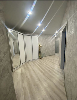 Продам трехкомнатную (3-комн.) квартиру, Четаева ул, 14ак2, Казань г