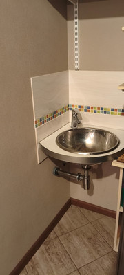 Продам трехкомнатную (3-комн.) квартиру, Коминтерна ул, 139, Нижний Новгород г