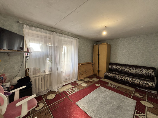 Продам двухкомнатную (2-комн.) квартиру, Б.Учительская ул, 11, Родники дп