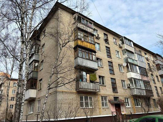 Продам двухкомнатную (2-комн.) квартиру, Б.Учительская ул, 11, Родники дп