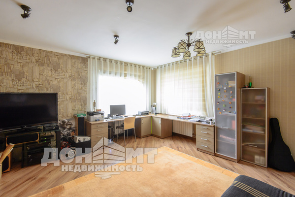 Продам многокомнатную квартиру, Богатяновский Спуск пр-кт, 2В, Ростов-на-Дону г