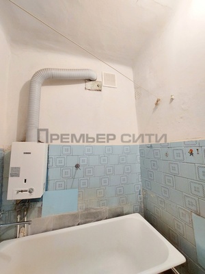 Продам трехкомнатную (3-комн.) квартиру, Салтыкова-Щедрина ул, 28, Калуга г