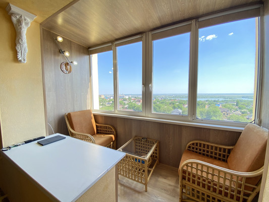 Продам трехкомнатную (3-комн.) квартиру, Магнитогорская ул, 5/65б, Ростов-на-Дону г