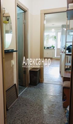 Продам однокомнатную (1-комн.) квартиру, Верхняя ул, 1к2, Низино д