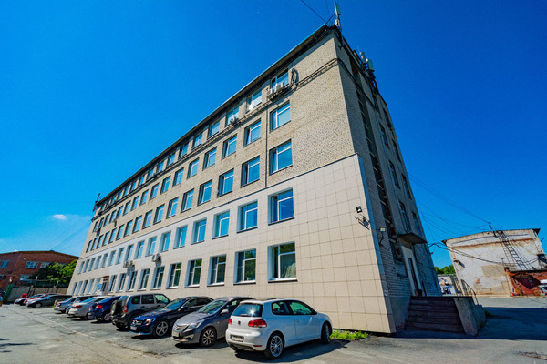 Сдам офисное помещение 577,2 м2, 8 Марта ул, 207/2, Екатеринбург г
