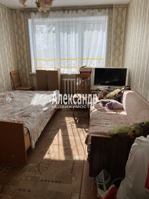 Продам двухкомнатную (2-комн.) квартиру, 21, Починок п