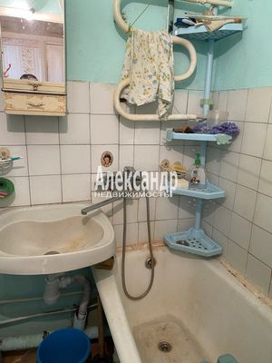 Продам двухкомнатную (2-комн.) квартиру, 21, Починок п