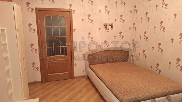 Продам двухкомнатную (2-комн.) квартиру, Витебская ул, 3к1, Москва г