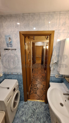 Продам двухкомнатную (2-комн.) квартиру, Витебская ул, 3к1, Москва г