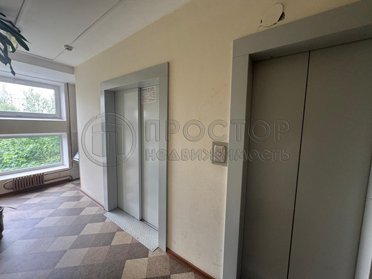 Продам двухкомнатную (2-комн.) квартиру, Профсоюзная ул, 8к2, Москва г