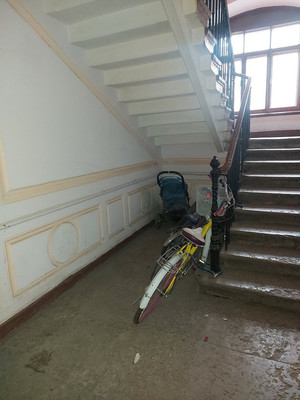Продам 2-комн. в 7-комн. квартире, Суворовский пр-кт, 13, Санкт-Петербург г