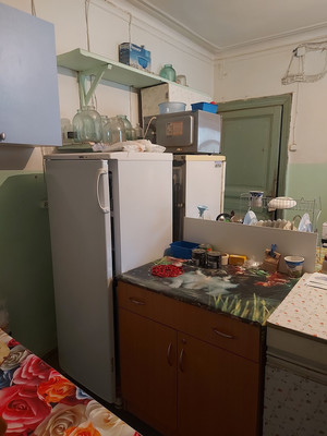 Продам 2-комн. в 7-комн. квартире, Суворовский пр-кт, 13, Санкт-Петербург г
