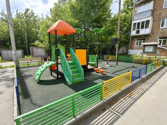 Продам комнату в 4-комн. квартире, Советская ул, 30/24, Глазово д