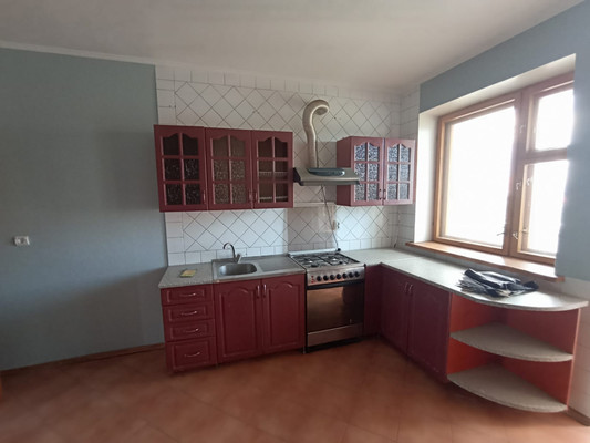 Продам трехкомнатную (3-комн.) квартиру, Гагарина ул, 7И, Волгодонск г
