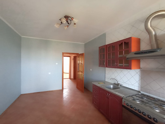 Продам трехкомнатную (3-комн.) квартиру, Гагарина ул, 7И, Волгодонск г