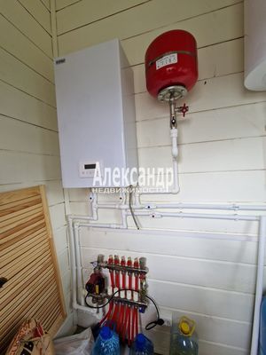 Продам дом в поселке ДНП &amp;quot; Фаворит&amp;quot;, Царицынская ул, Елань д, 30 км от города