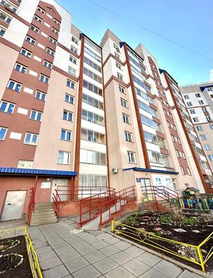 Продам двухкомнатную (2-комн.) квартиру, Ивана Попова ул, 60, Киров г
