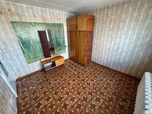 Продам многокомнатную квартиру, 2-й Микрорайон ул, 46кб, Эльбан рп
