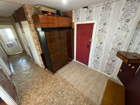 Продам многокомнатную квартиру, 2-й Микрорайон ул, 46кб, Эльбан рп