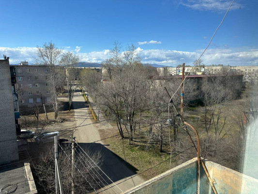 Продам многокомнатную квартиру, 2-й Микрорайон ул, 46кб, Эльбан рп