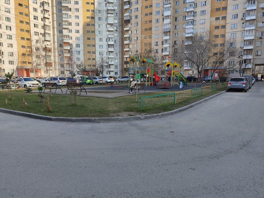 Продам двухкомнатную (2-комн.) квартиру, Ямашева пр-кт, 61, Казань г