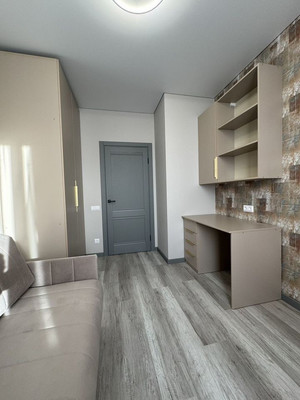 Продам трехкомнатную (3-комн.) квартиру, Нансена ул, 102/2, Ростов-на-Дону г