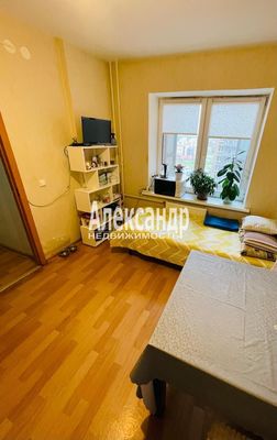 Продам двухкомнатную (2-комн.) квартиру, Юнтоловский пр-кт, 43к1, Санкт-Петербург г