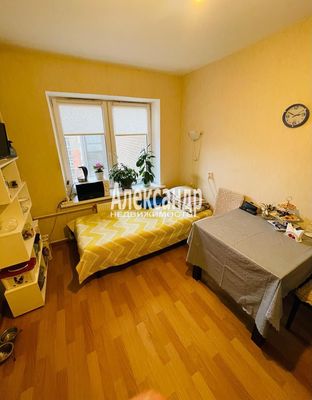 Продам двухкомнатную (2-комн.) квартиру, Юнтоловский пр-кт, 43к1, Санкт-Петербург г