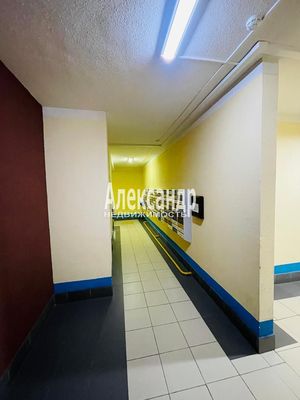 Продам двухкомнатную (2-комн.) квартиру, Юнтоловский пр-кт, 43к1, Санкт-Петербург г