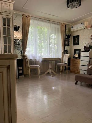 Продам однокомнатную (1-комн.) квартиру, Конаковский проезд, 3, Москва г