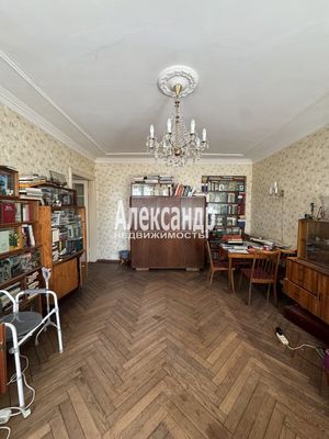 Продам двухкомнатную (2-комн.) квартиру, Тверская ул, 16, Санкт-Петербург г