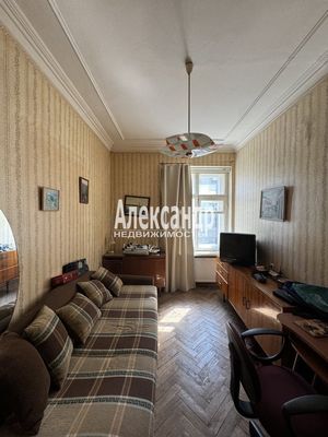 Продам двухкомнатную (2-комн.) квартиру, Тверская ул, 16, Санкт-Петербург г