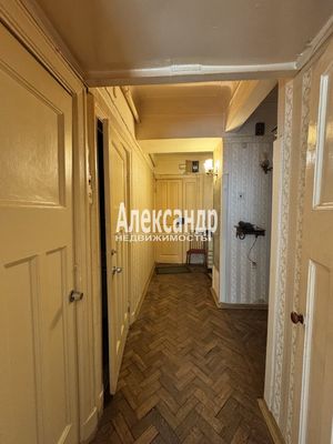Продам двухкомнатную (2-комн.) квартиру, Тверская ул, 16, Санкт-Петербург г