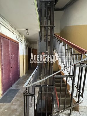 Продам двухкомнатную (2-комн.) квартиру, Тверская ул, 16, Санкт-Петербург г