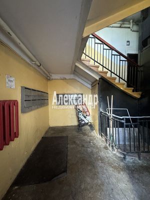 Продам двухкомнатную (2-комн.) квартиру, Тверская ул, 16, Санкт-Петербург г