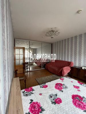 Продам однокомнатную (1-комн.) квартиру, Осипенко ул, 4к1, Санкт-Петербург г