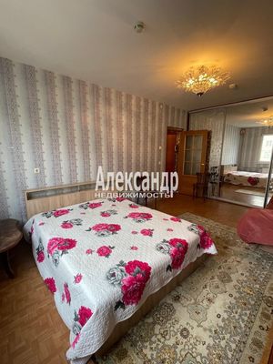 Продам однокомнатную (1-комн.) квартиру, Осипенко ул, 4к1, Санкт-Петербург г