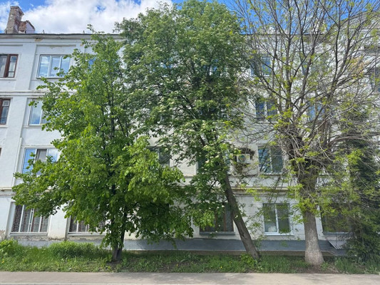 Продам трехкомнатную (3-комн.) квартиру, Комсомольская ул, 24, Зеленодольск г