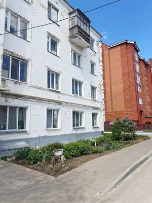 Продам трехкомнатную (3-комн.) квартиру, Комсомольская ул, 24, Зеленодольск г
