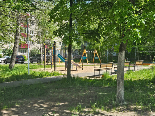 Продам трехкомнатную (3-комн.) квартиру, Голубятникова ул, 13, Казань г