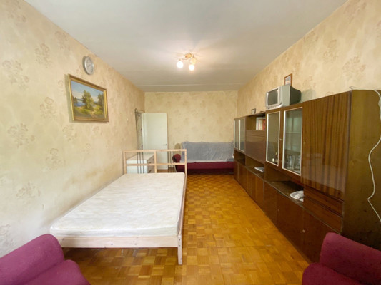 Продам однокомнатную (1-комн.) квартиру, Профсоюзная ул, 11, Наро-Фоминск г