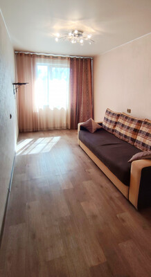 Продам трехкомнатную (3-комн.) квартиру, Чапаева ул, 34, Киров г