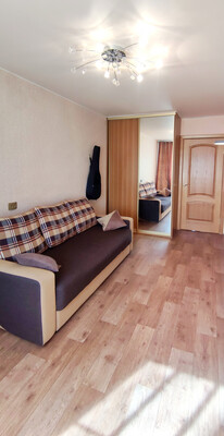 Продам трехкомнатную (3-комн.) квартиру, Чапаева ул, 34, Киров г